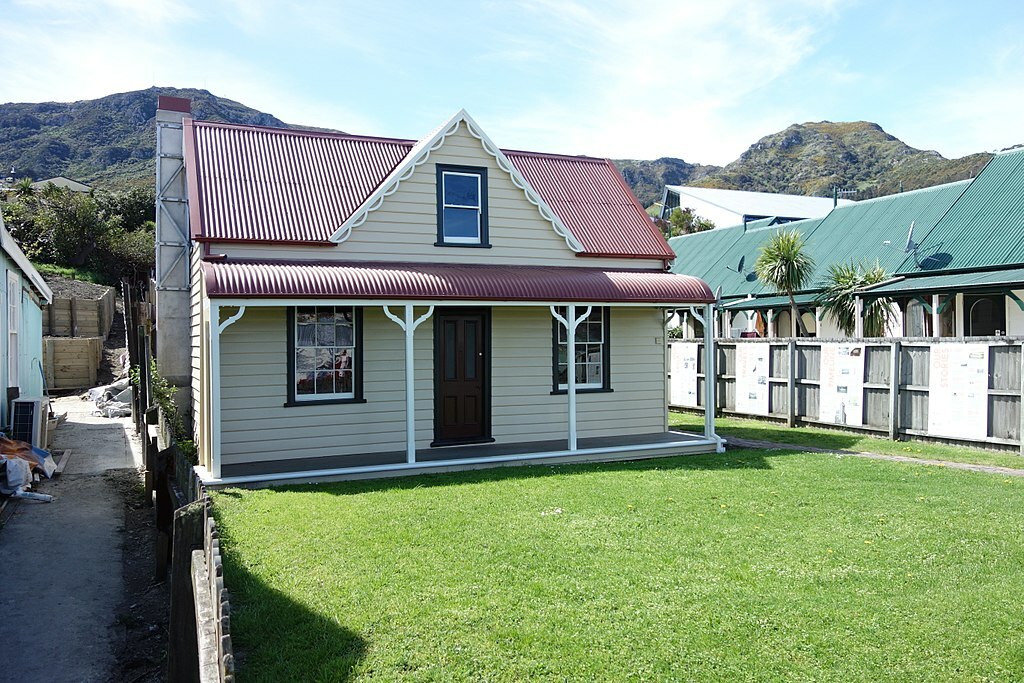 Grubb Cottage on London Street in Lyttelton, pictured in 2016. Photo by Schwede66 via Wikimedia Commons, CC BY-SA 4.0