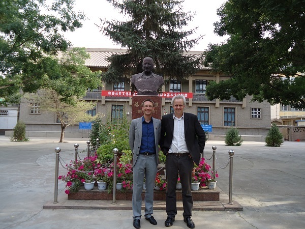 In 2015, Dr Bullen (right) and Associate Professor Beattie (left) travelled to Inner Mongolia and China to some of the sites where the collection was gathered and to visit the Shandan Museum built in the 1980s to house Alley’s remaining collection of 3,500 objects.