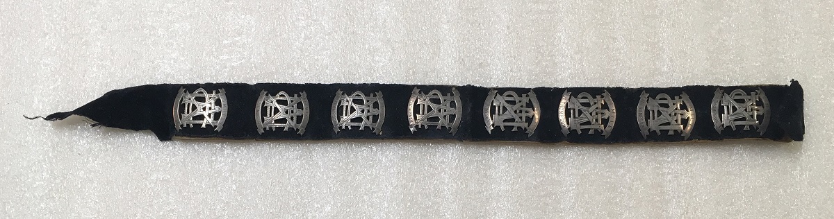 A family member gifted to the Museum the badges Thompson won in 1896 when he broke cycling records. Canterbury Museum 2018.70.2