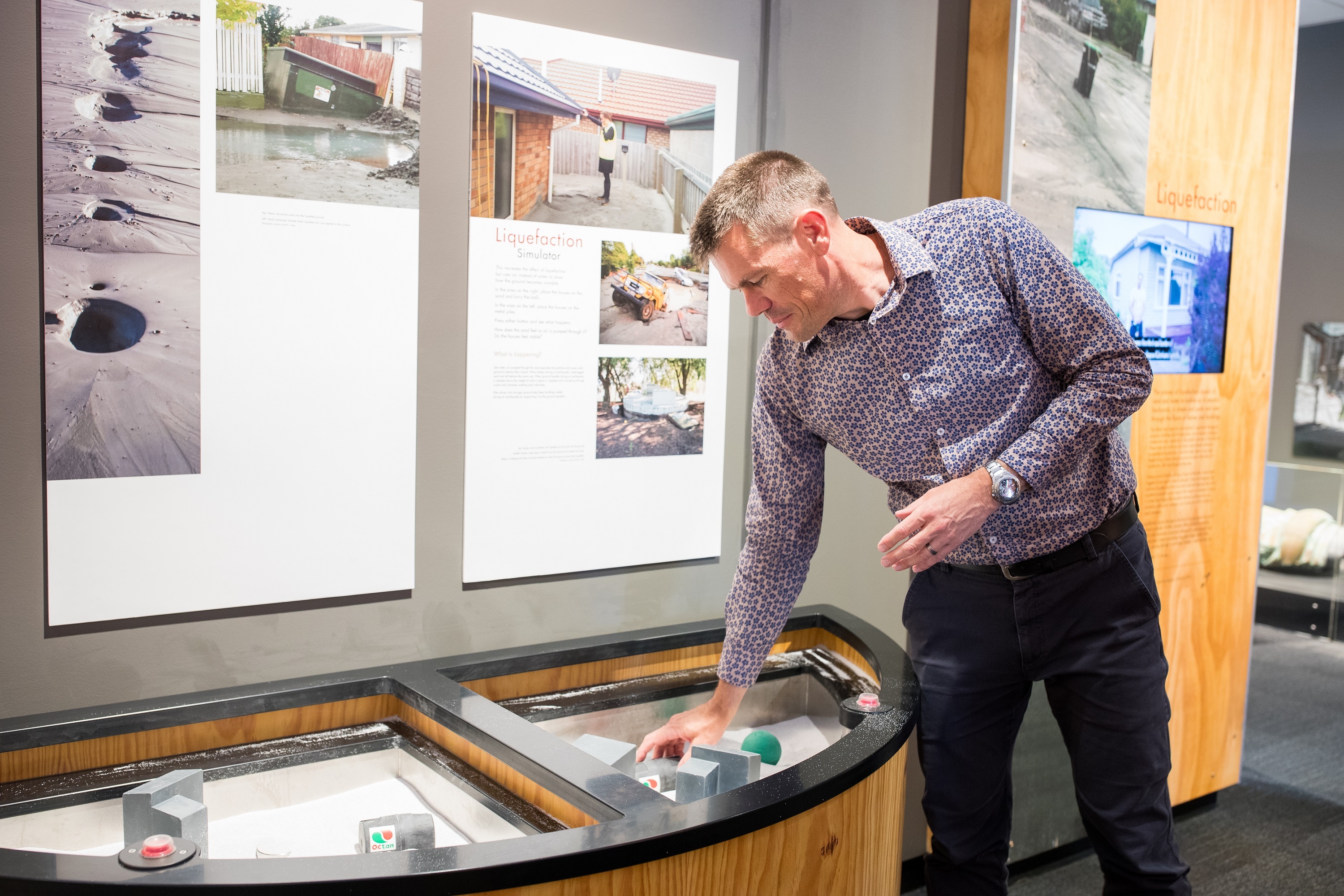 Dr Cor Vink, Canterbury Museum Curator Natural History, explains how the liquefaction model works.